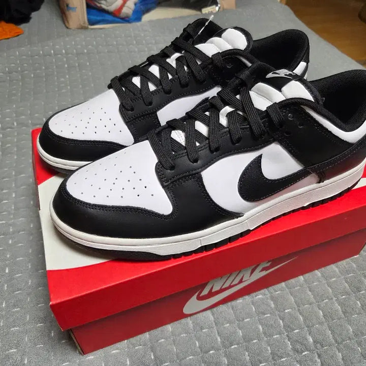 [BUNJANG] Nike Dunk Low Retro Panda (Size 305mm) / 나이키 덩크로우 레트로 범고래 305mm (새상품)