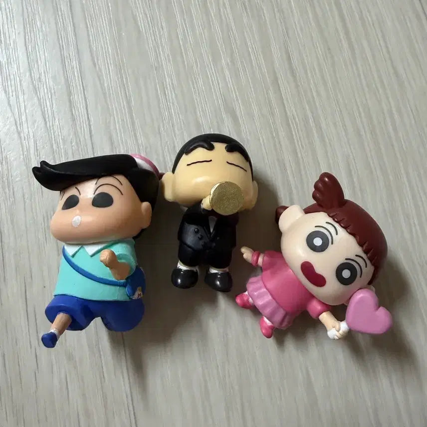 [SOLD OUT] 짱구 철수 유리 피규어 일괄 (투명파우치 포함)