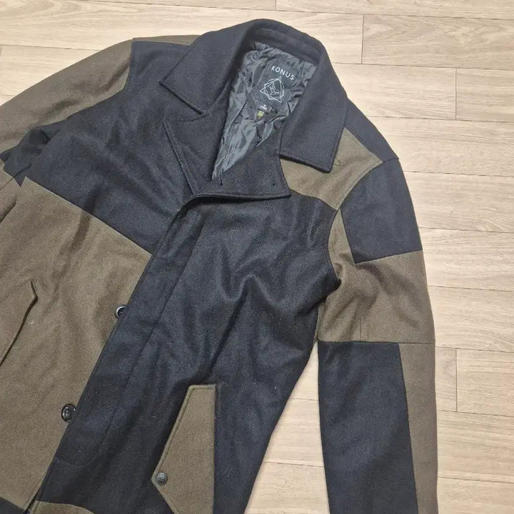 [BUNJANG] KONUS Color Block Coat L / KONUS 블랙/카키 배색 코트 L / 폴로 랄프로렌 버버리 파타고니아