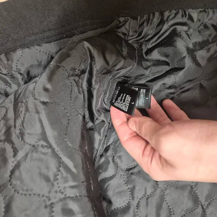 [BUNJANG] KONUS Color Block Coat L / KONUS 블랙/카키 배색 코트 L / 폴로 랄프로렌 버버리 파타고니아