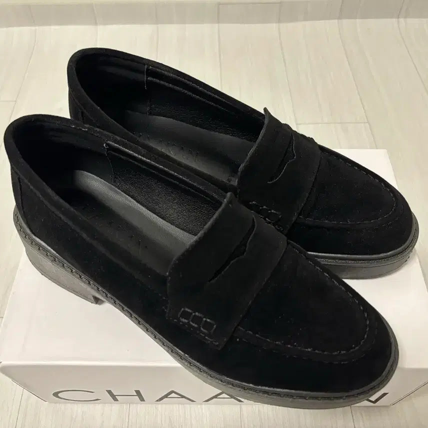 [BUNJANG] Black Suede Women's Shoes / 착한구두 블랙 스웨이드 여성구두