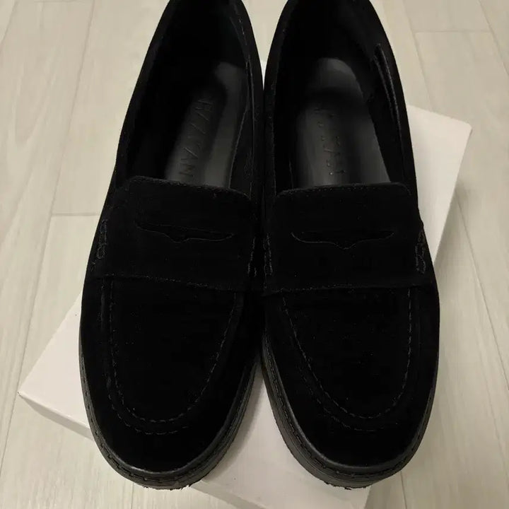 [BUNJANG] Black Suede Women's Shoes / 착한구두 블랙 스웨이드 여성구두