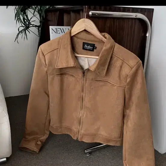 [BUNJANG] Ablie Back Pleat Semi-crop Suede Jacket / 에이블리 백핀턱 세미크롭 스웨이드자켓