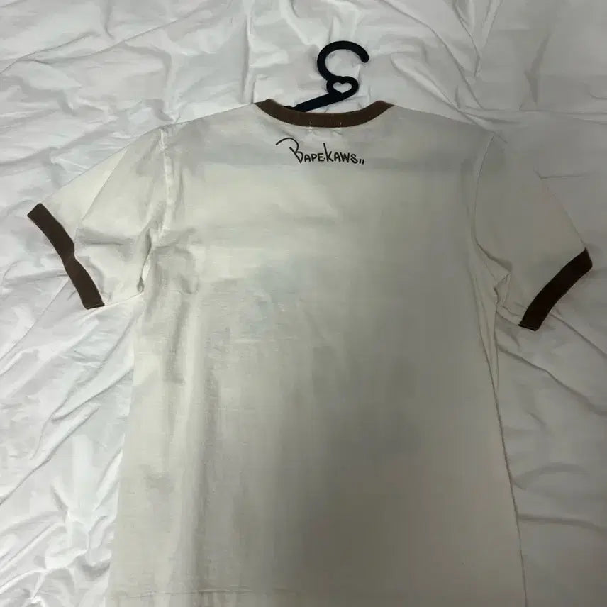 [BUNJANG] BAPE KAWS White Brown T-shirt / 빈티지 베이프 카우스 화이트 브라운 반팔