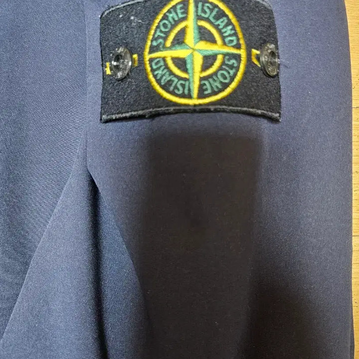 [BUNJANG] Stone Island Softshell Jacket / 스톤 아일랜드 와펜 소프트셀