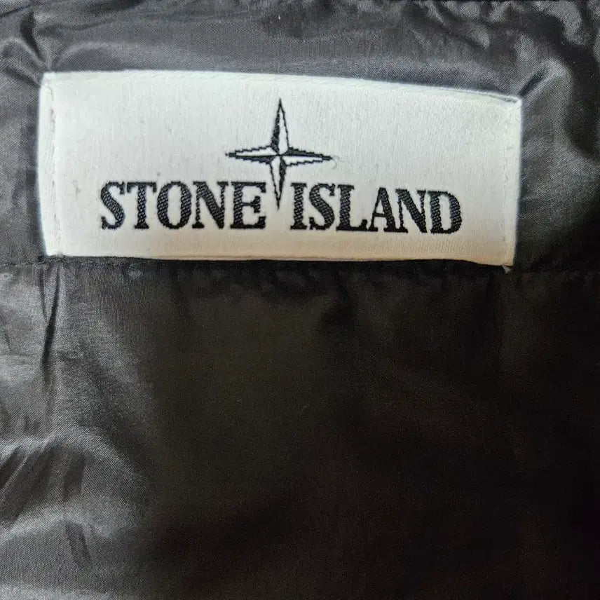 [BUNJANG] Stone Island Softshell Jacket / 스톤 아일랜드 와펜 소프트셀