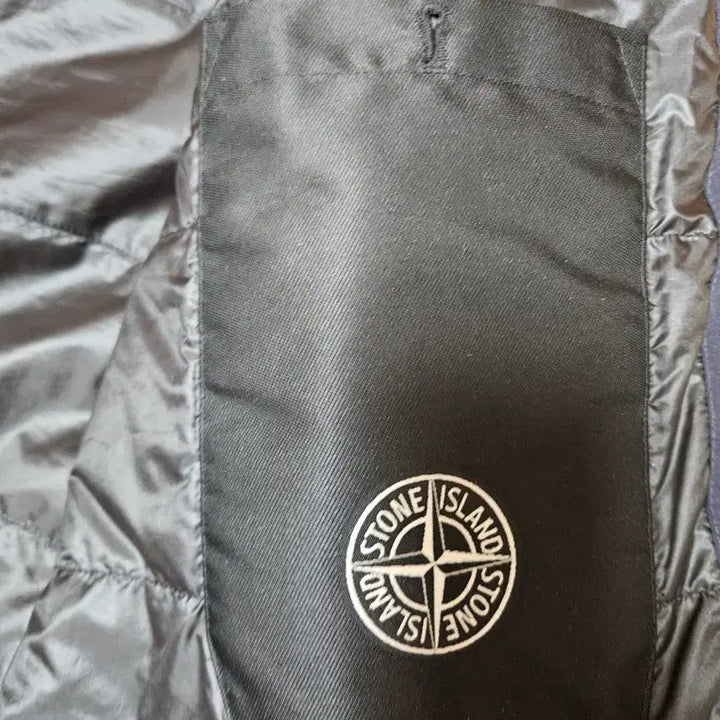 [BUNJANG] Stone Island Softshell Jacket / 스톤 아일랜드 와펜 소프트셀