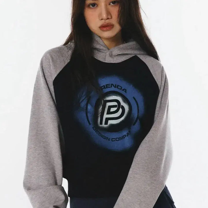 [BUNJANG] FRIENDA COMBINATION SPRAY LOGO HOODIE / 프렌다 후드티 COMBINATION SPRAY LOGO HOODIE