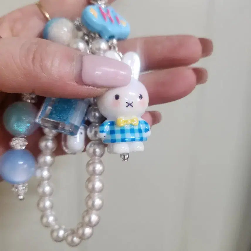 [BUNJANG] Miffy Handmade Pearl Bead Keyring / 미피 피규어 진주 비즈 키링(핸드메이드)