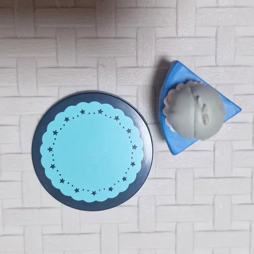 [BUNJANG] Kaiju No. 8 Ichikawa Leno Cake Gacha / 괴수 8호 이치카와 레노 케이크 가챠 팝니다