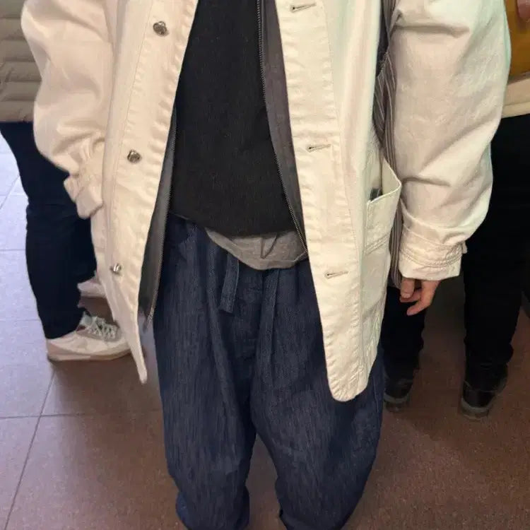 [BUNJANG] ETHOS Oversized White Denim Jacket / ETHOS 에토스 오버사이즈 화이트 데님 자켓