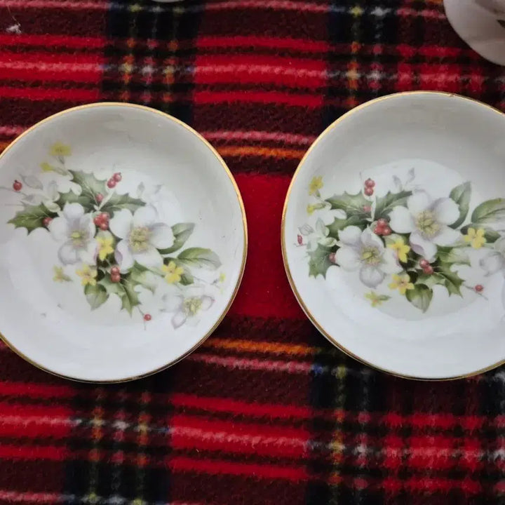[BUNJANG] Royal Swan England Teacup Set / 로얄스완 잉글랜드 찻잔 미사용 2조세트