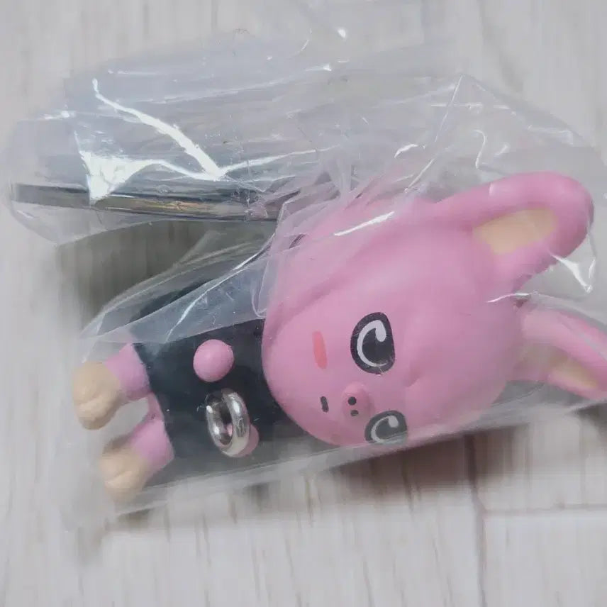 [BUNJANG] Stray Kids SKZOO Piggy Clip Gacha / 돼끼:))스트레이키즈 스키주 대롱 가챠 돼끼 집게