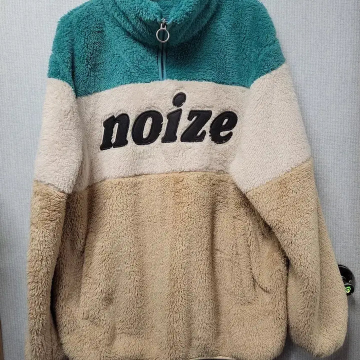 [BUNJANG] Noize Color Block Puffy Pullover / 105. noize 컬러블록 뽀글이 풀오버