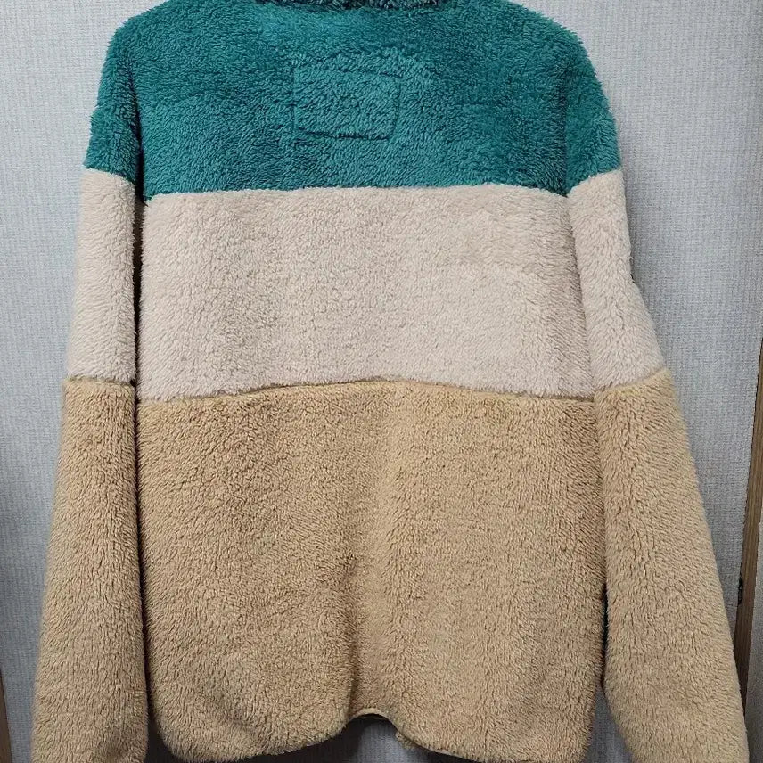 [BUNJANG] Noize Color Block Puffy Pullover / 105. noize 컬러블록 뽀글이 풀오버