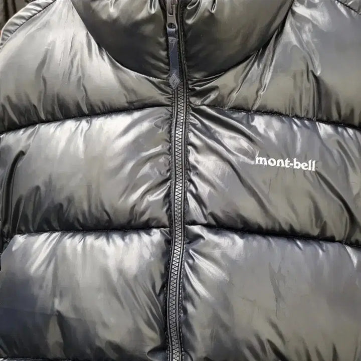 [BUNJANG] Montbell Navy Padded Jacket (Size 100) / 몽벨 패딩 (네이비, 100사이즈)