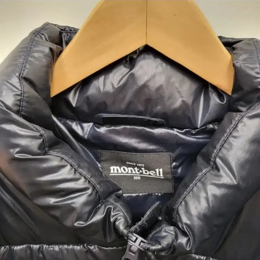 [BUNJANG] Montbell Navy Padded Jacket (Size 100) / 몽벨 패딩 (네이비, 100사이즈)