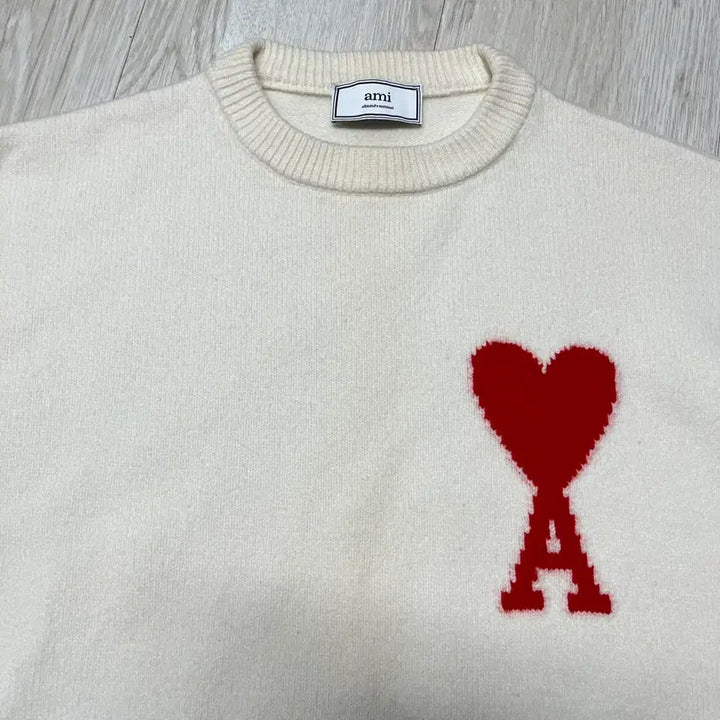[BUNJANG] AMI Heart Logo Ivory Knit Sweater / 아미 AMI 하트 로고 아이보리 니트