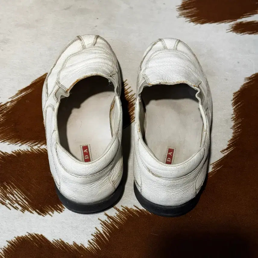 [SOLD OUT] 프라다 스포츠 로퍼 레더 화이트 (275-280)