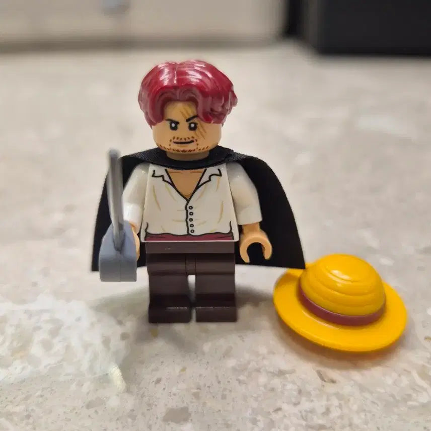 [BUNJANG] Lego One Piece Shanks Minifigure / 레고 원피스 샹크스 미니피규어