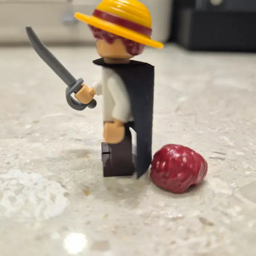 [BUNJANG] Lego One Piece Shanks Minifigure / 레고 원피스 샹크스 미니피규어