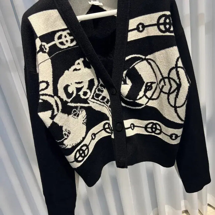 [BUNJANG] Hermes Kelly Ketis Short Cashmere Cardigan / (38) 에르메스 켈리케티스 쇼트 캐시미어 여성 가디건 블랙