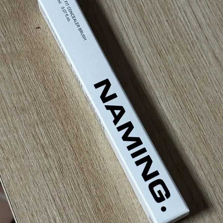 [BUNJANG] Naming Skin Fit Concealer Brush 2 Ivory / 네이밍 스킨 핏 컨실러 브러쉬 2 아이보리 새상품 미개봉