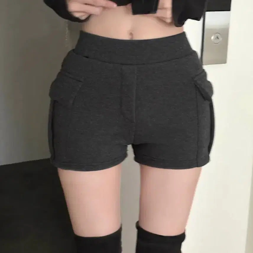 [BUNJANG] Lookatme ABLY Hip-Up Cargo Fleece Shorts / 룩캣미 에이블리 골반뽕 카고 기모 융모 숏팬츠