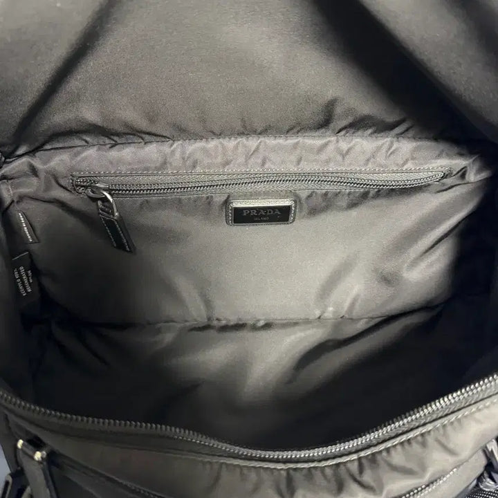 [BUNJANG] Prada Re-Nylon Medium Bike Bag / [2VH994] 프라다 리나일론 바이커백 미듐