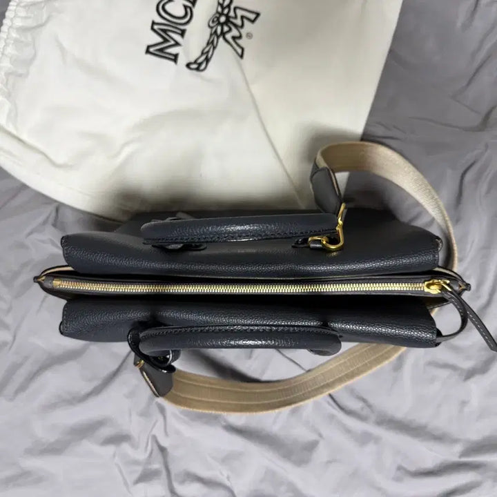 [BUNJANG] MCM Milla Tote Bag / (정품) MCM 밀라 토트백