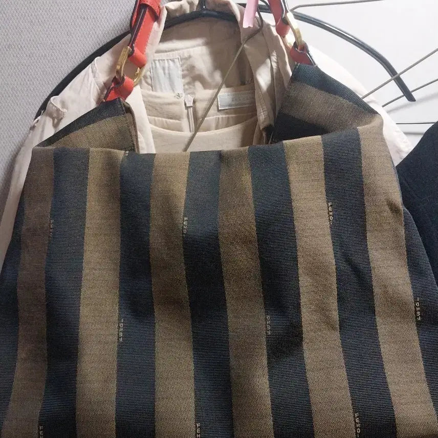 [BUNJANG] Fendi Pequin Hobo Bag / 펜디 페퀸  호보백