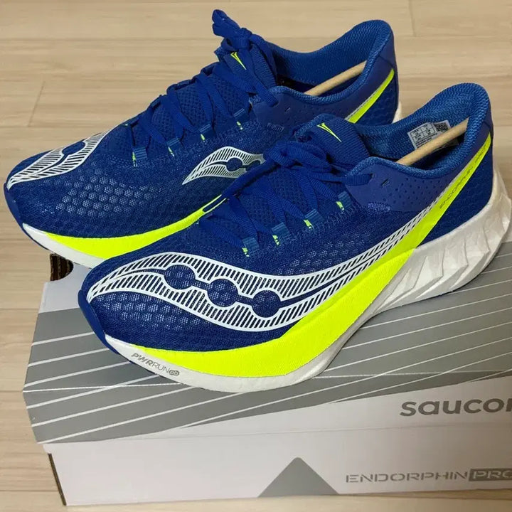 [SOLD OUT] (색상품)써코니 엔돌핀 프로4 280