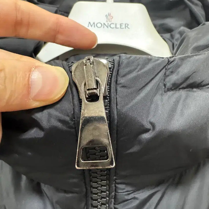 [BUNJANG] Moncler Clion Size 2 / 몽클레어 클리온 2사이즈