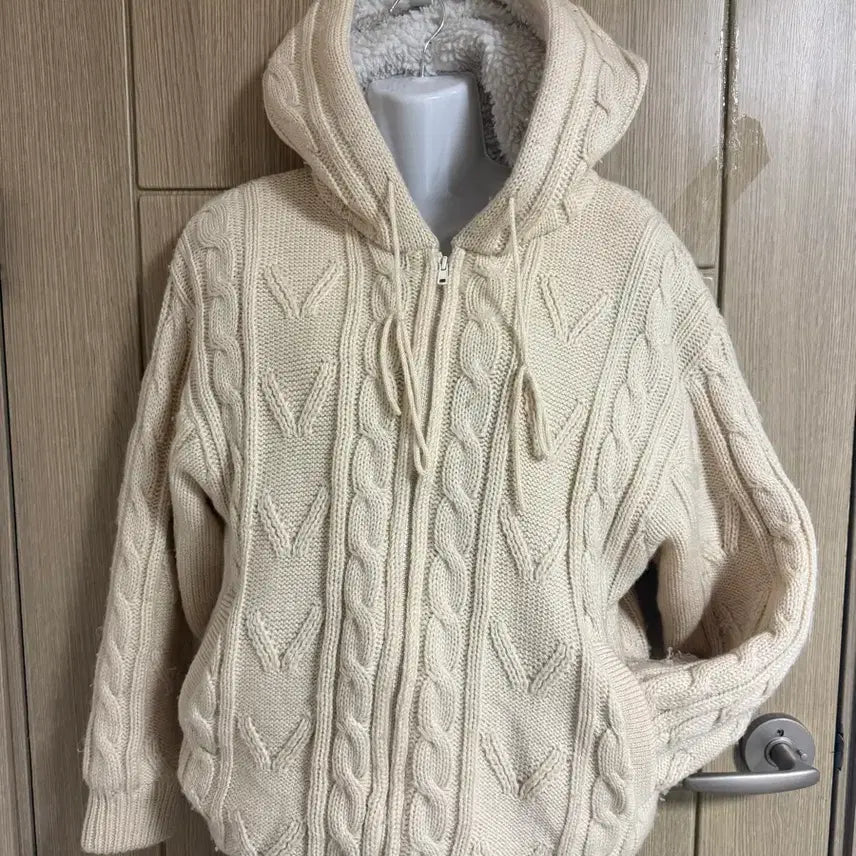 [BUNJANG] Wool Blend Cable Knit Zip-Up Jacket / 양털 꽈배기 집업