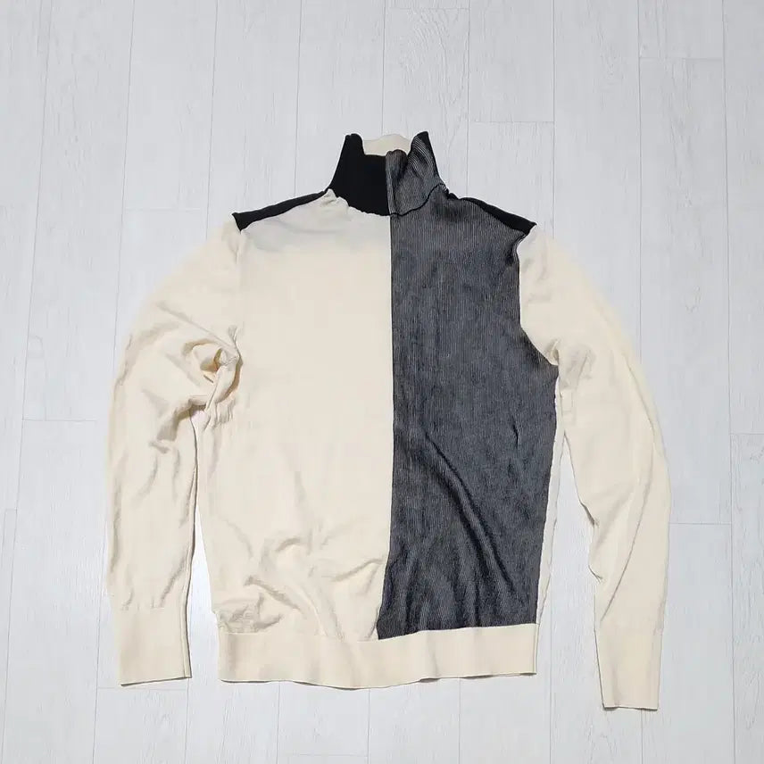 [BUNJANG] Balenciaga Ghesquiere Ribbed Turtleneck Sweater / BALENCIAGA Nicolas Ghesquiere 골지 터틀넥 스웨터