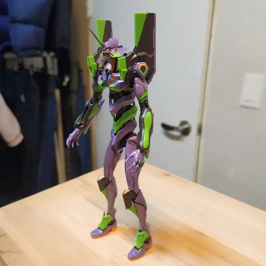 [BUNJANG] Evangelion Unit-01 Assembled Model Kit / [RG][가조립] 에반게리온 초호기