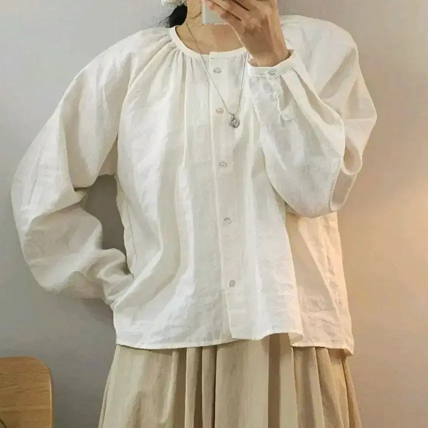 [BUNJANG] F Mood Beige Cotton Blouse / (F)무드베이지 여성 코튼 블라우스 긴팔 라운드넥 셔링 K5W3025