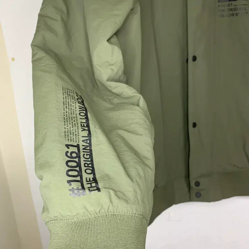 [BUNJANG] Timberland Khaki Bomber Jacket / 팀버랜드 카키색 봄버 자켓