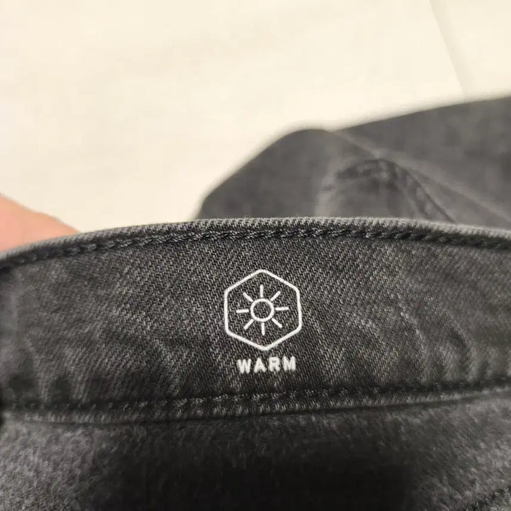 [BUNJANG] Levi's 505 Black Jeans / 리바이스 505 흑청