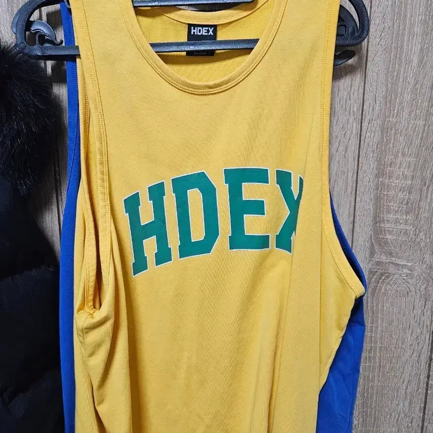 [BUNJANG] HDEX Yellow Tank Top / HDEX 옐로우 나시 티셔츠 m 팝니다