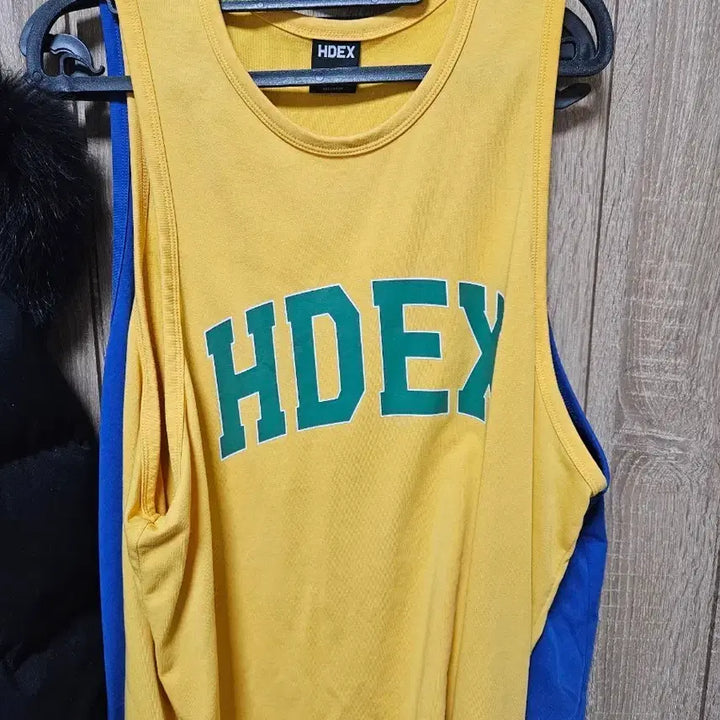 [BUNJANG] HDEX Yellow Tank Top / HDEX 옐로우 나시 티셔츠 m 팝니다