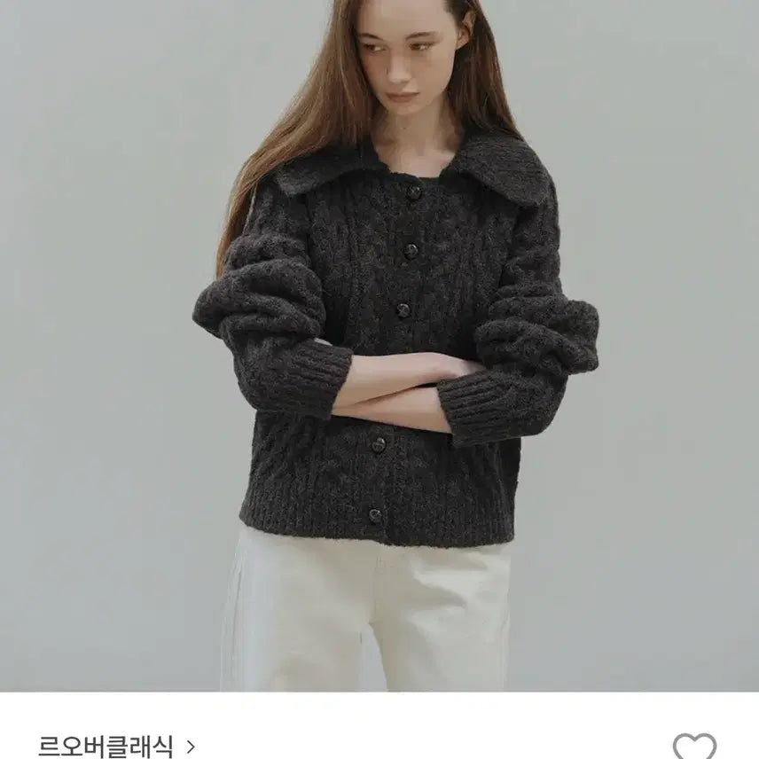 [BUNJANG] LE SSERAFIM Alpaca Collar Knit Cardigan / 르오버클래식 알파카 카라 니트 가디건