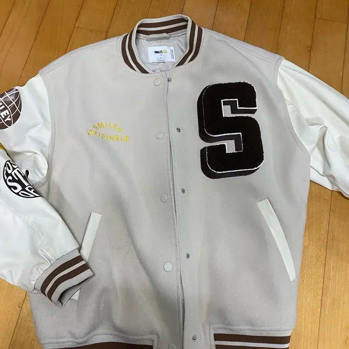 [BUNJANG] Smiley x H&M Vintage Baseball Jumper / 스마일리와 H&M 콜라보 빈티지 야구 점퍼