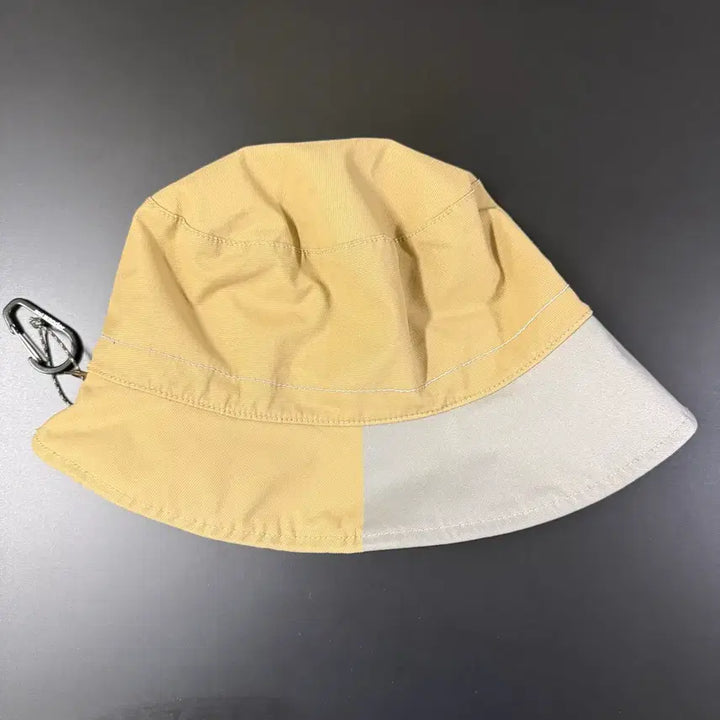 [BUNJANG] And Wander Bucket Hat / 앤드원더 버킷햇