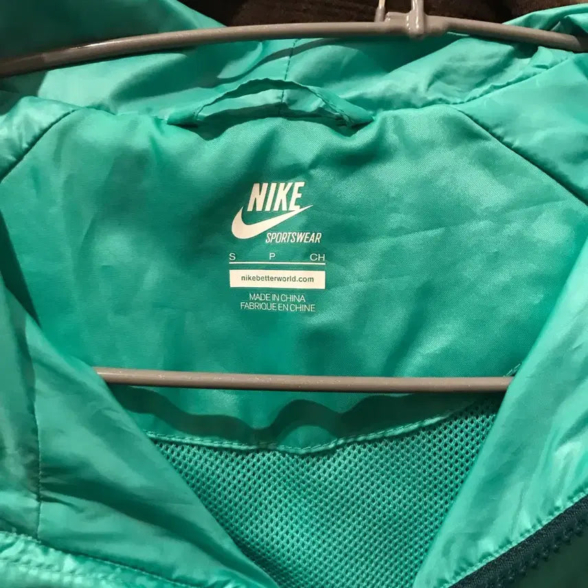 [BUNJANG] Nike Mint Green Crop Windbreaker / NIKE 나이키 민트 그린 크롭 바람막이
