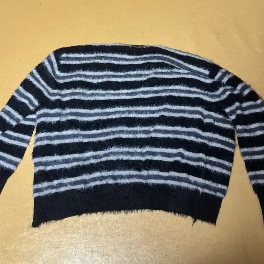 [BUNJANG] OY Stripe Cardigan / 오와이 스트라이프 가디건