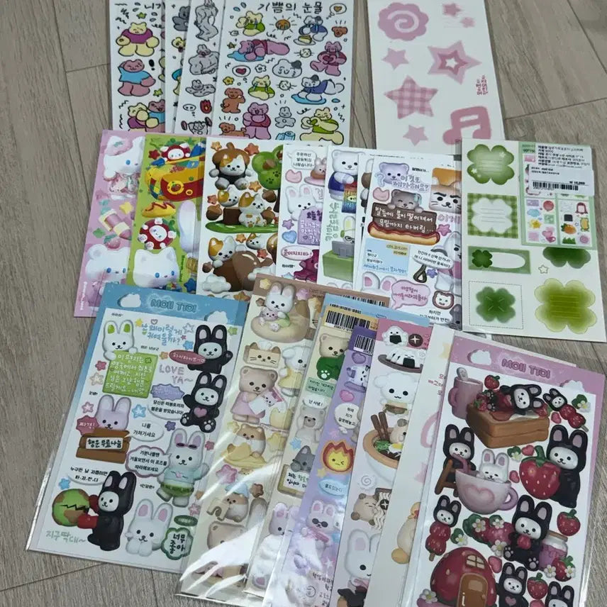 [BUNJANG] Assorted Sticker Set (Character/Diary) Bundle / 다꾸 스티커 모음 (캐릭터/다이어리) 모조지 일괄 처분