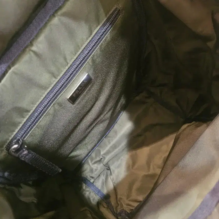 [BUNJANG] Prada Saffiano Trim Drawstring Backpack / 프라다 사피아노 트리밍 드로우스트링 백팩