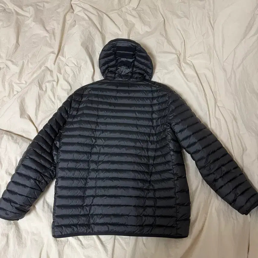 [BUNJANG] Stone Island Lightweight Padded Jacket / 스톤아일랜드 경량패딩 xl