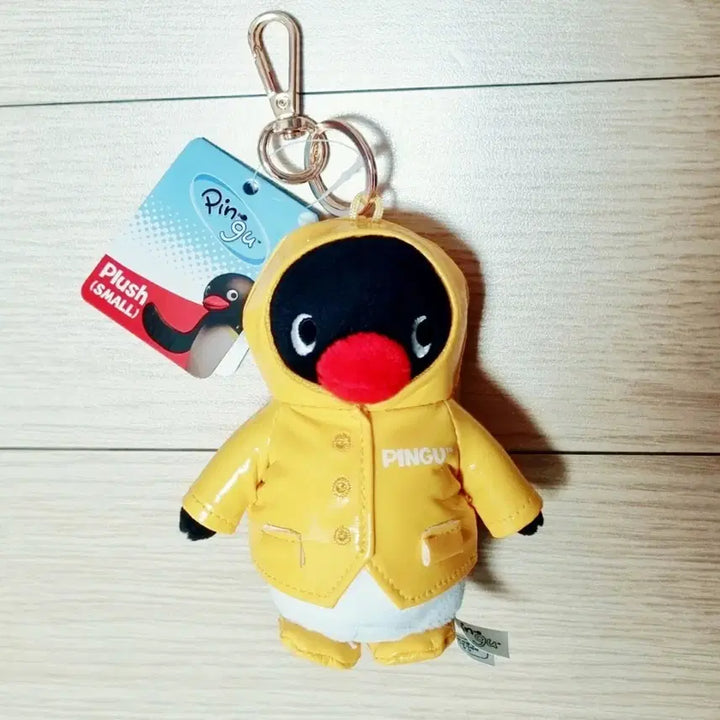 [BUNJANG] Pingu Yellow Raincoat Plush Keyring / 정품 핑구 Pingu 노란 우비 인형 키링 팝니다